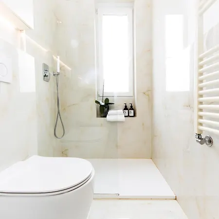 Mae Nervi A 2 Passi Dal Mare Apartment *
