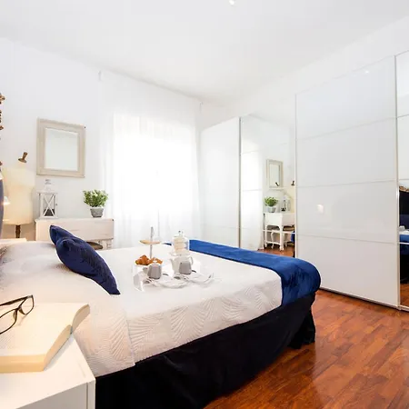 Mae Nervi A 2 Passi Dal Mare Apartment